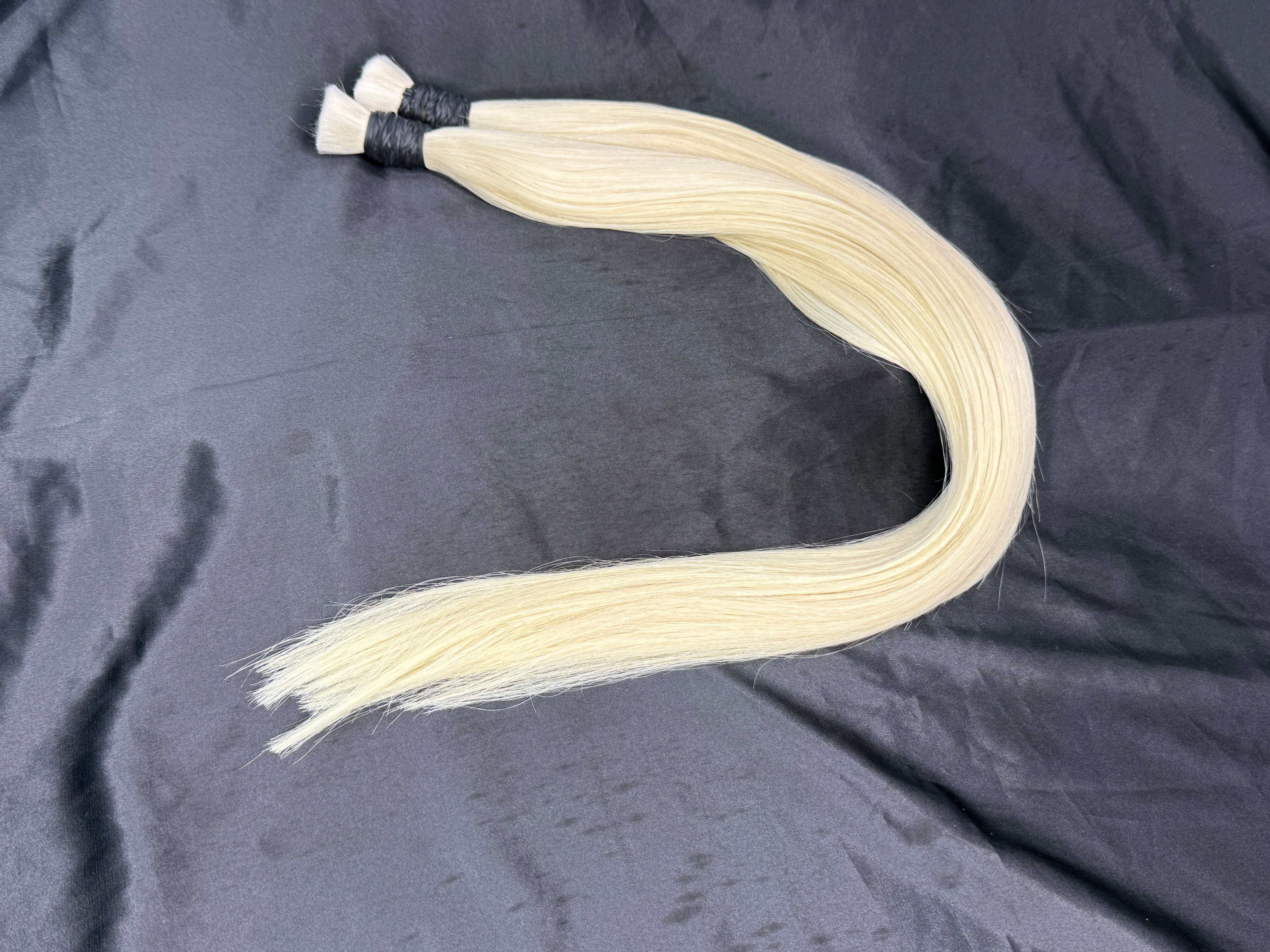 Pearl White Clip-in extension